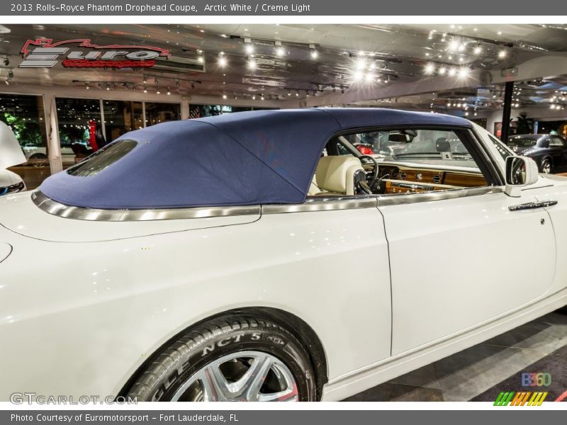 Arctic White / Creme Light 2013 Rolls-Royce Phantom Drophead Coupe