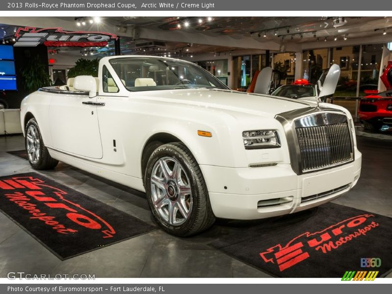 Arctic White / Creme Light 2013 Rolls-Royce Phantom Drophead Coupe