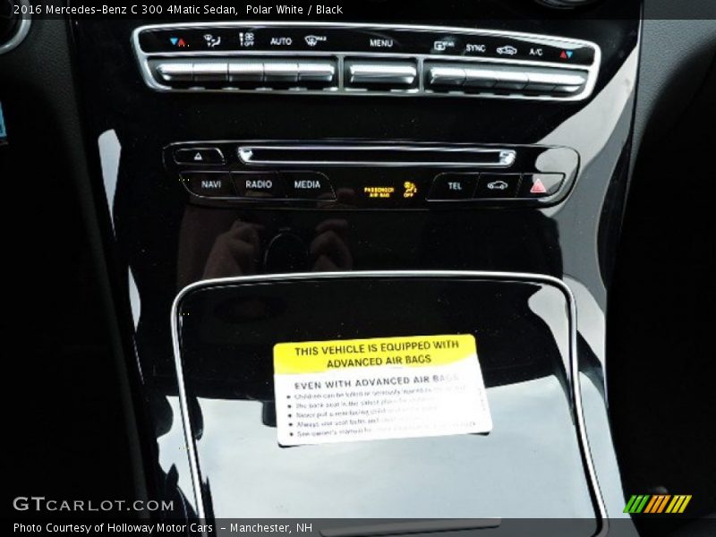 Polar White / Black 2016 Mercedes-Benz C 300 4Matic Sedan