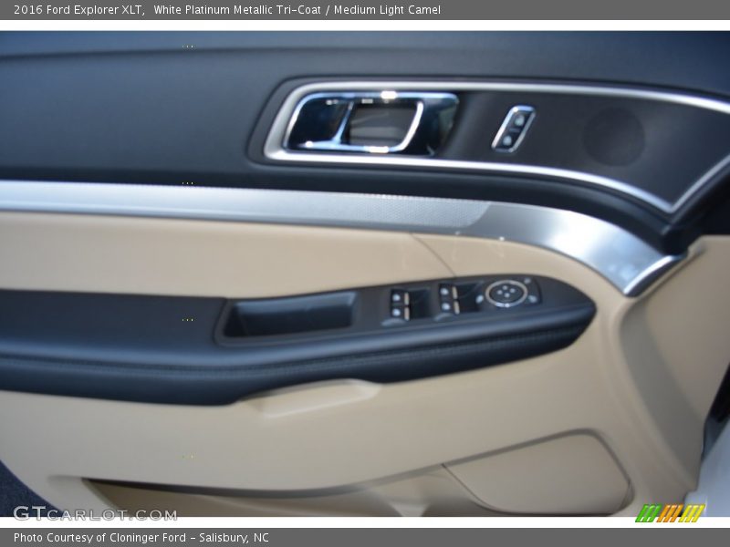 White Platinum Metallic Tri-Coat / Medium Light Camel 2016 Ford Explorer XLT