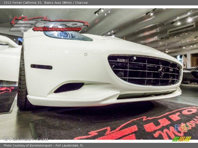 Bianco Avus (White) / Charcoal 2013 Ferrari California 30