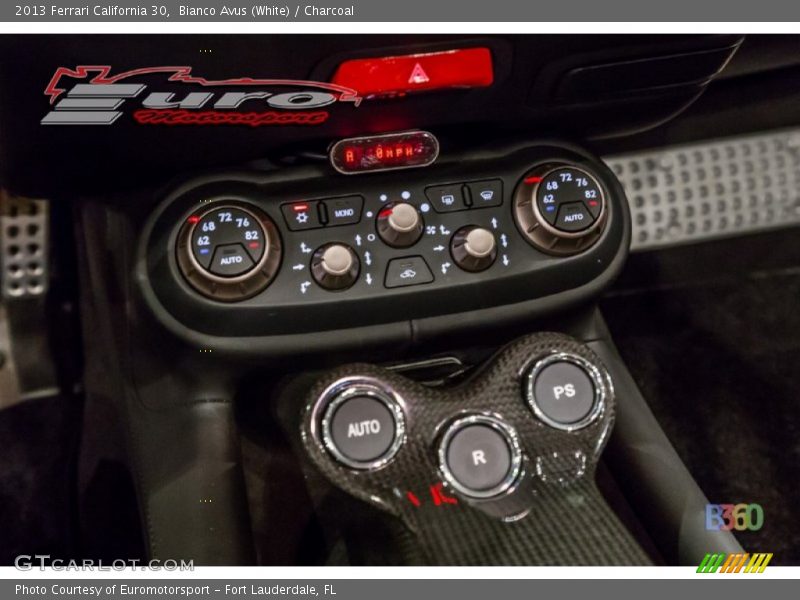 Bianco Avus (White) / Charcoal 2013 Ferrari California 30