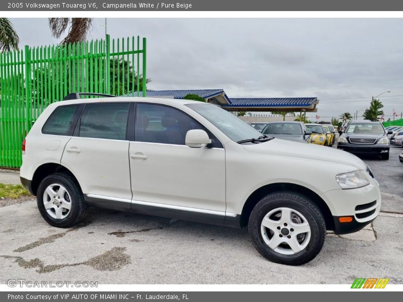 Campanella White / Pure Beige 2005 Volkswagen Touareg V6