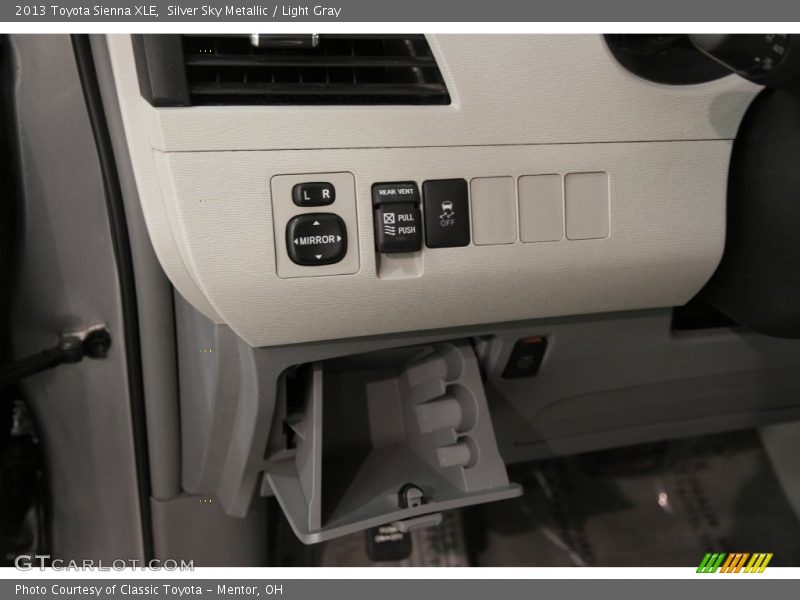 Silver Sky Metallic / Light Gray 2013 Toyota Sienna XLE