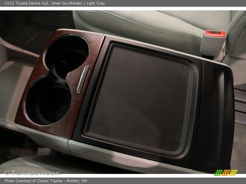 Silver Sky Metallic / Light Gray 2013 Toyota Sienna XLE