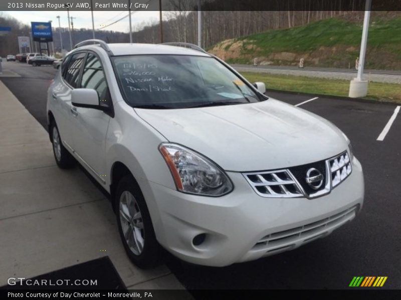 Pearl White / Gray 2013 Nissan Rogue SV AWD