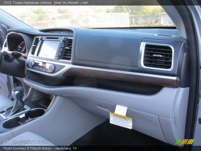 Silver Sky Metallic / Ash 2015 Toyota Highlander Limited