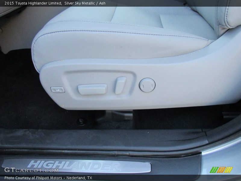 Silver Sky Metallic / Ash 2015 Toyota Highlander Limited