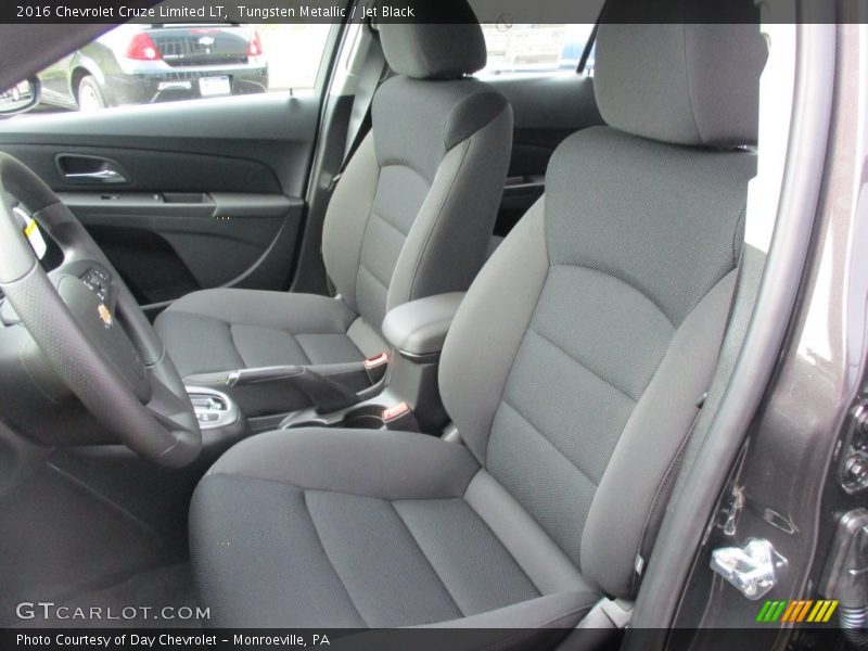 Tungsten Metallic / Jet Black 2016 Chevrolet Cruze Limited LT
