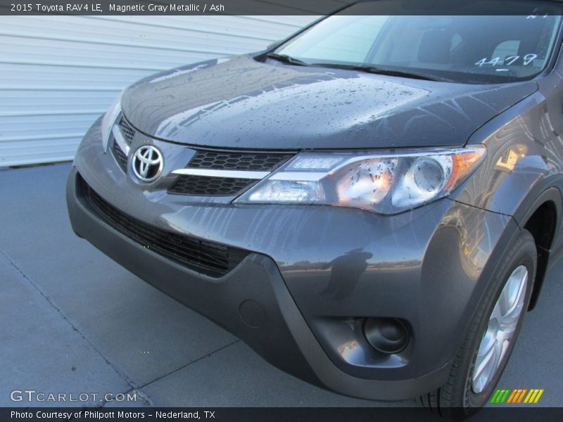 Magnetic Gray Metallic / Ash 2015 Toyota RAV4 LE