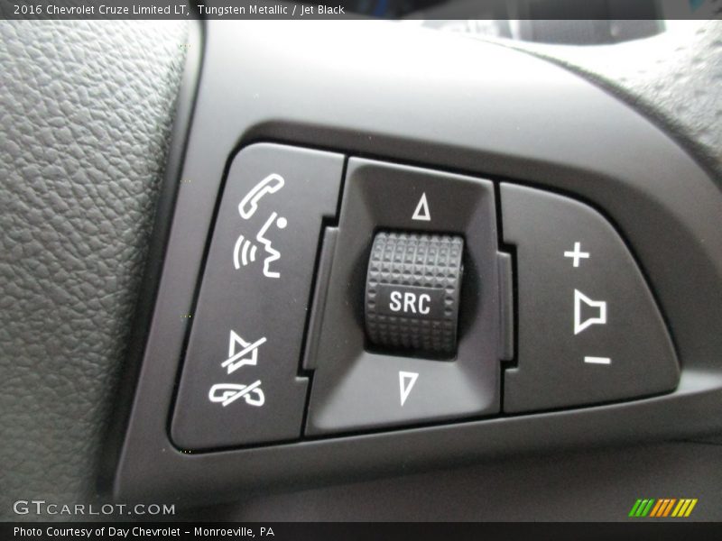 Tungsten Metallic / Jet Black 2016 Chevrolet Cruze Limited LT