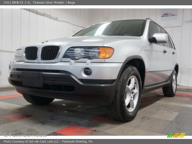 Titanium Silver Metallic / Beige 2001 BMW X5 3.0i