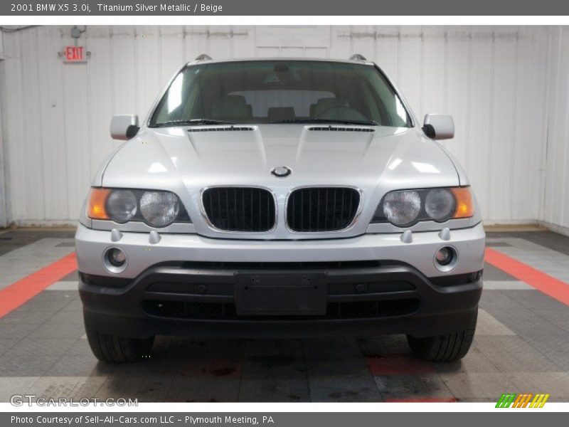 Titanium Silver Metallic / Beige 2001 BMW X5 3.0i