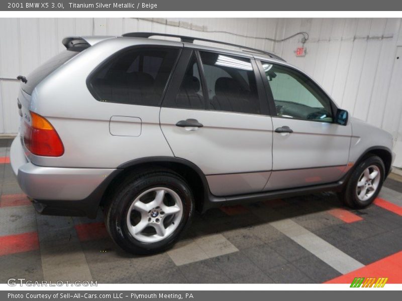 Titanium Silver Metallic / Beige 2001 BMW X5 3.0i