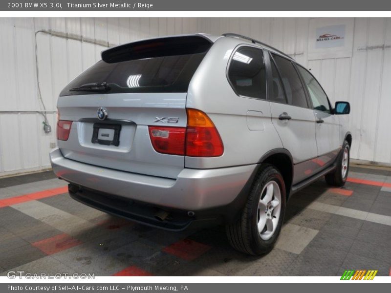 Titanium Silver Metallic / Beige 2001 BMW X5 3.0i