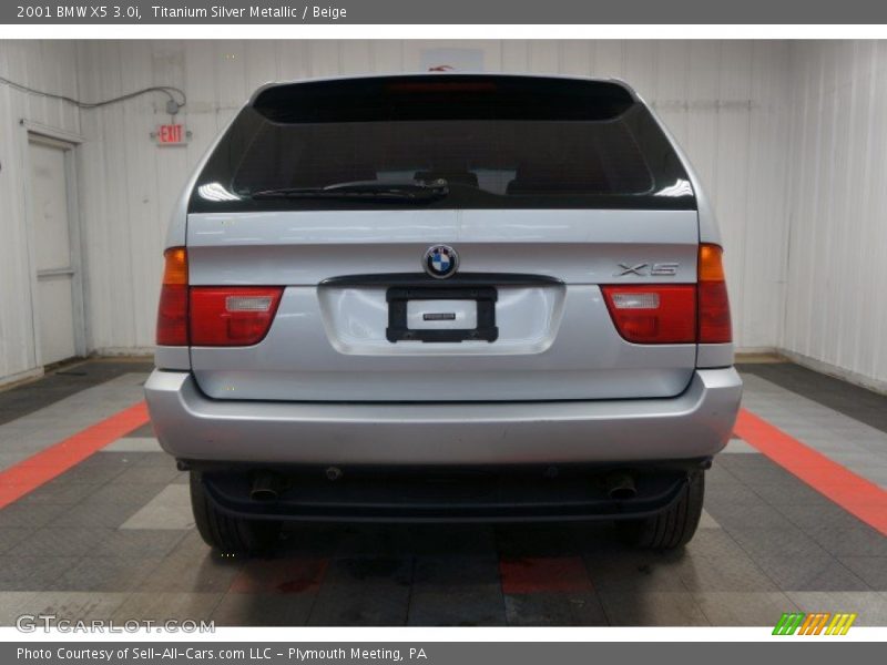 Titanium Silver Metallic / Beige 2001 BMW X5 3.0i