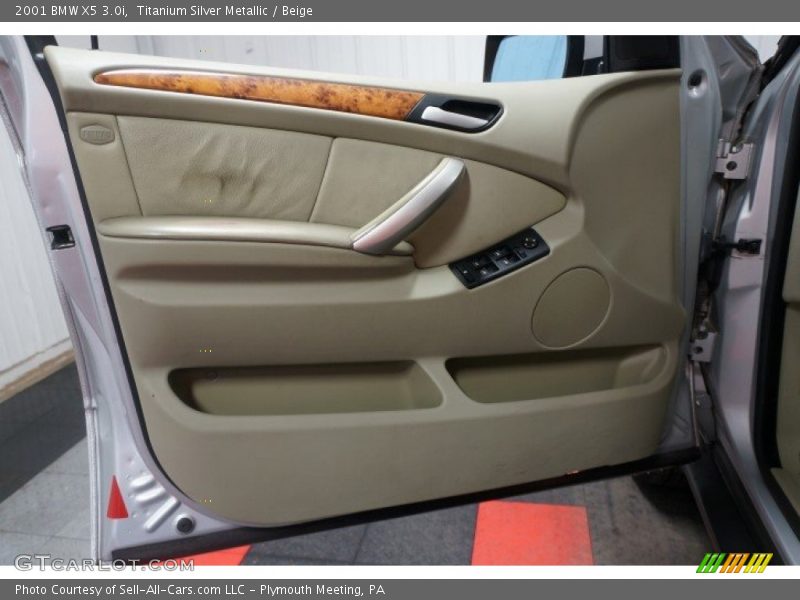 Titanium Silver Metallic / Beige 2001 BMW X5 3.0i