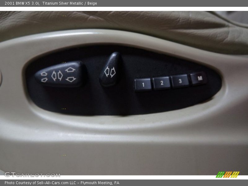 Titanium Silver Metallic / Beige 2001 BMW X5 3.0i