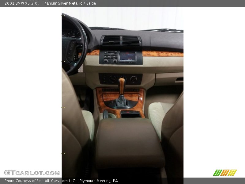 Titanium Silver Metallic / Beige 2001 BMW X5 3.0i