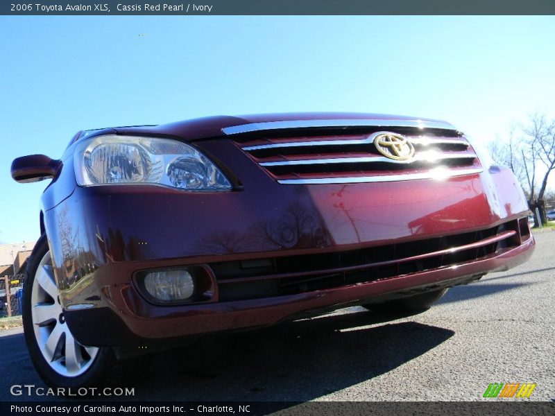 Cassis Red Pearl / Ivory 2006 Toyota Avalon XLS