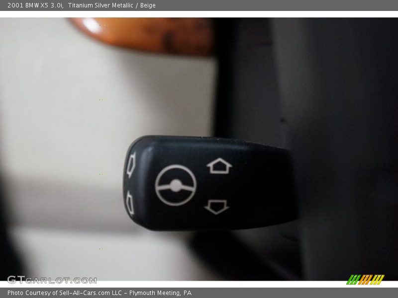 Titanium Silver Metallic / Beige 2001 BMW X5 3.0i