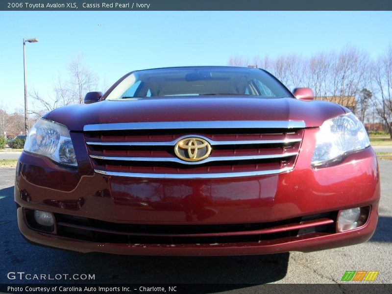 Cassis Red Pearl / Ivory 2006 Toyota Avalon XLS