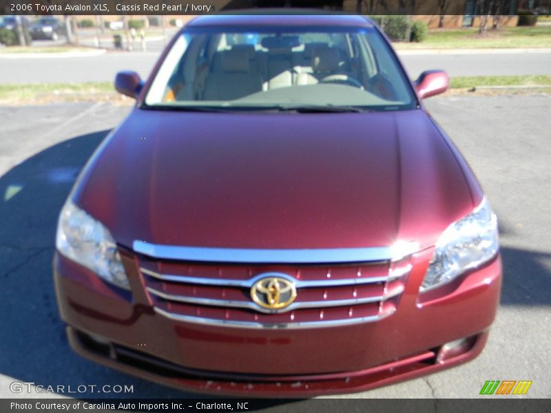 Cassis Red Pearl / Ivory 2006 Toyota Avalon XLS