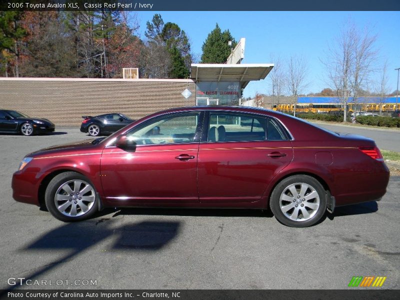 Cassis Red Pearl / Ivory 2006 Toyota Avalon XLS