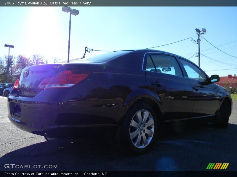Cassis Red Pearl / Ivory 2006 Toyota Avalon XLS