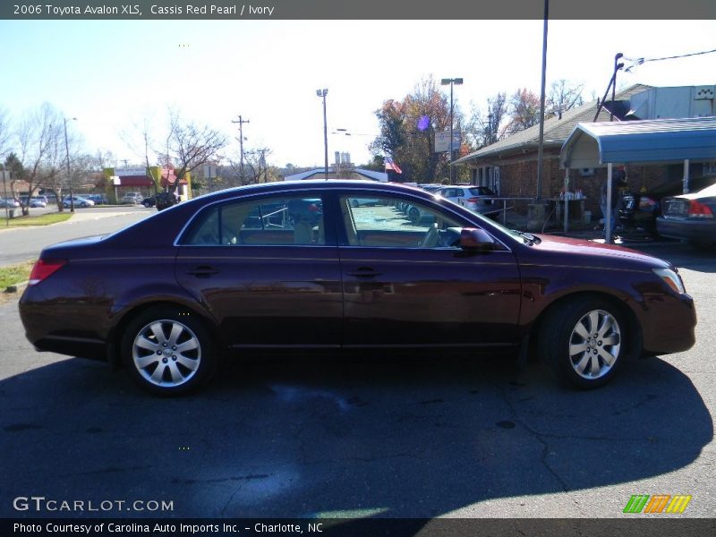 Cassis Red Pearl / Ivory 2006 Toyota Avalon XLS