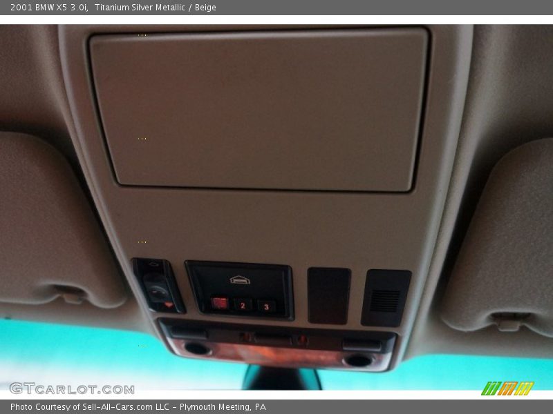 Titanium Silver Metallic / Beige 2001 BMW X5 3.0i