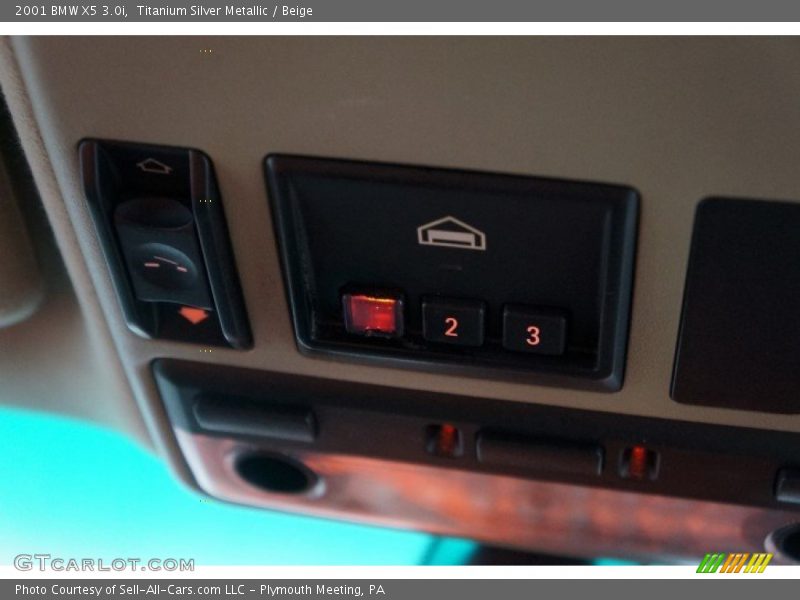 Titanium Silver Metallic / Beige 2001 BMW X5 3.0i