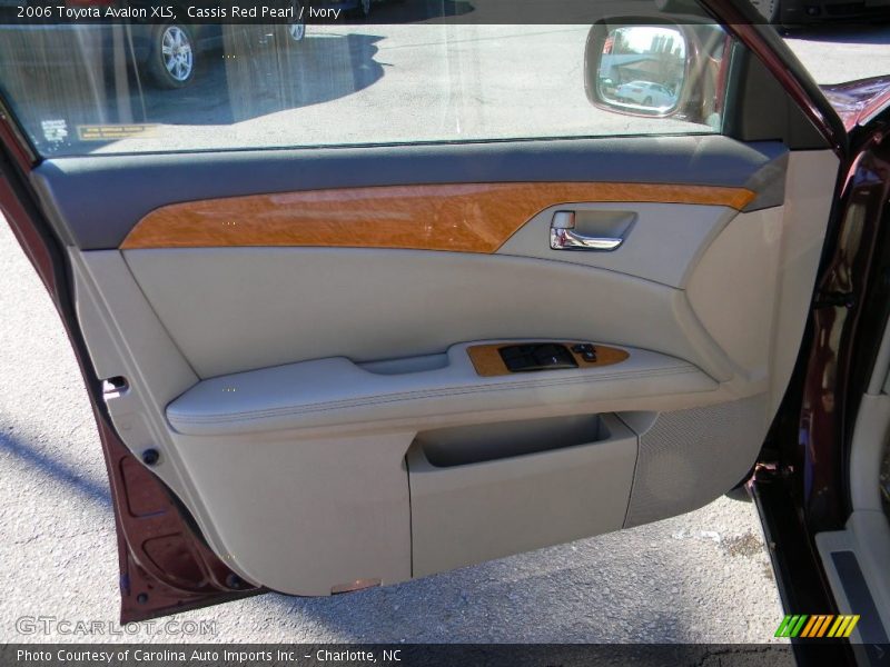 Cassis Red Pearl / Ivory 2006 Toyota Avalon XLS