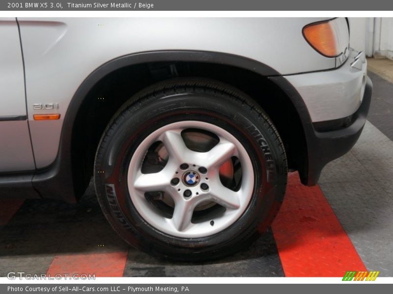 Titanium Silver Metallic / Beige 2001 BMW X5 3.0i