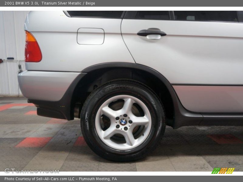 Titanium Silver Metallic / Beige 2001 BMW X5 3.0i