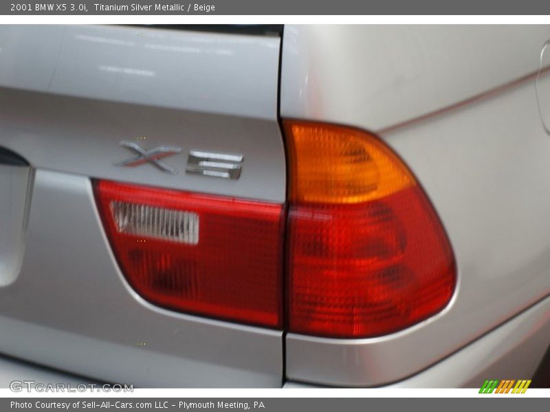 Titanium Silver Metallic / Beige 2001 BMW X5 3.0i