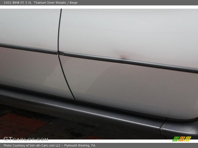 Titanium Silver Metallic / Beige 2001 BMW X5 3.0i