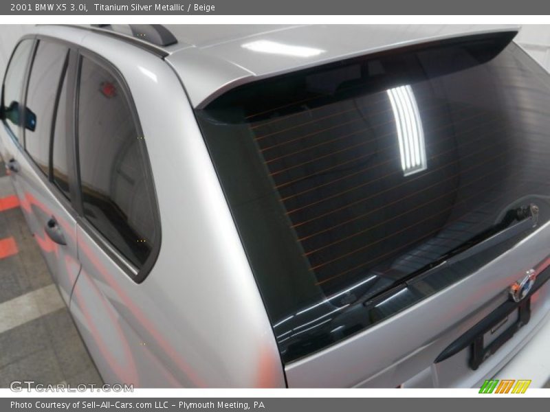Titanium Silver Metallic / Beige 2001 BMW X5 3.0i