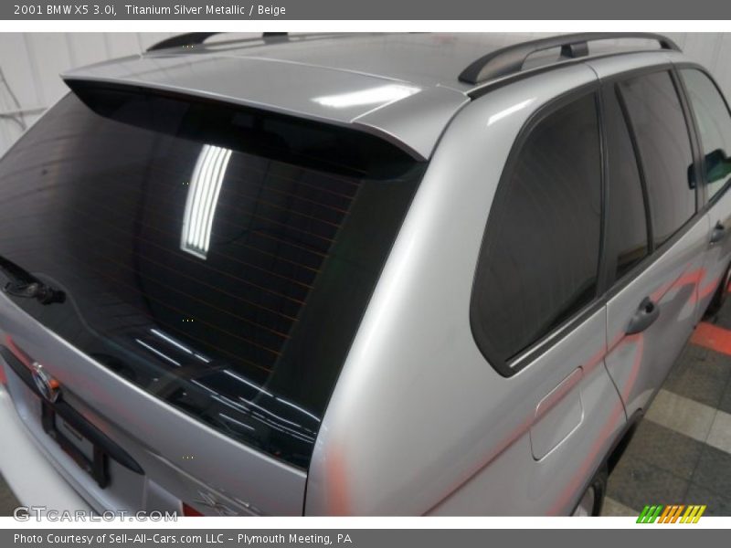 Titanium Silver Metallic / Beige 2001 BMW X5 3.0i