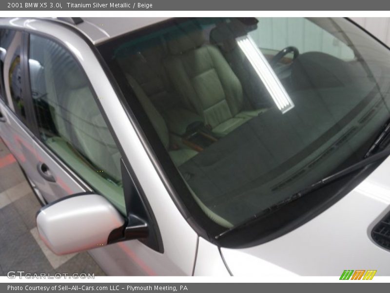 Titanium Silver Metallic / Beige 2001 BMW X5 3.0i