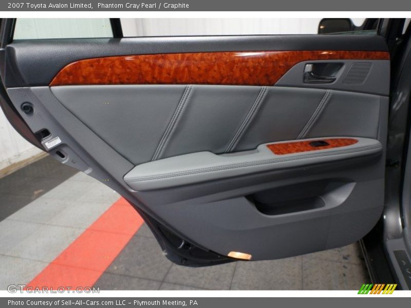 Phantom Gray Pearl / Graphite 2007 Toyota Avalon Limited