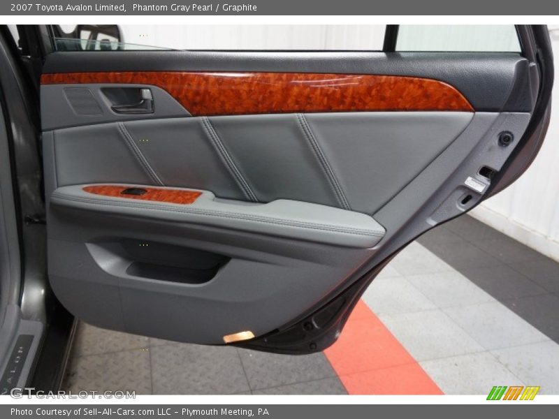 Phantom Gray Pearl / Graphite 2007 Toyota Avalon Limited