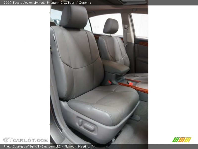 Phantom Gray Pearl / Graphite 2007 Toyota Avalon Limited