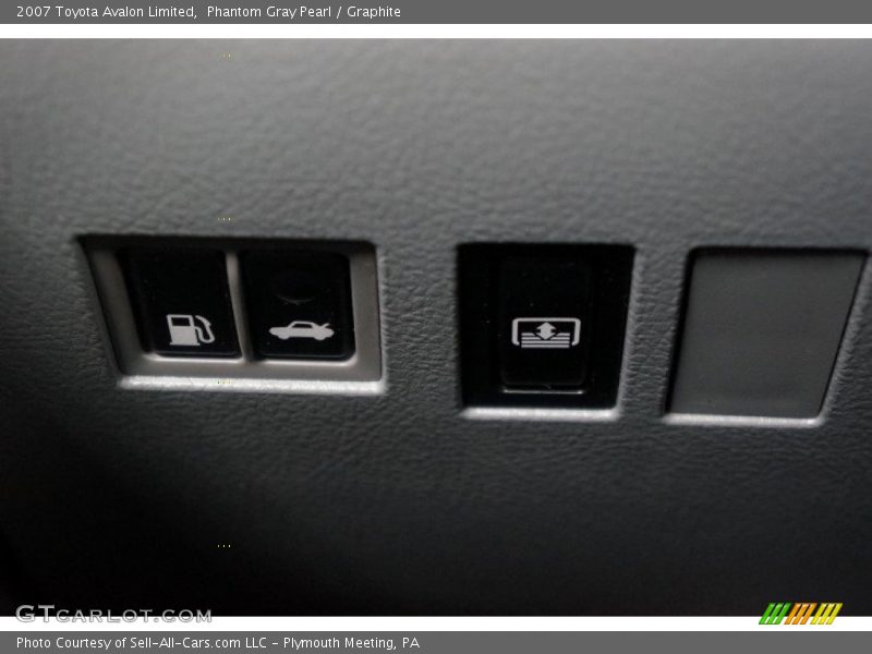 Phantom Gray Pearl / Graphite 2007 Toyota Avalon Limited