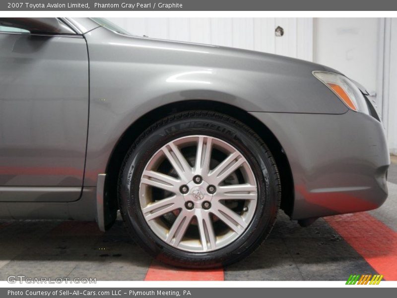 Phantom Gray Pearl / Graphite 2007 Toyota Avalon Limited