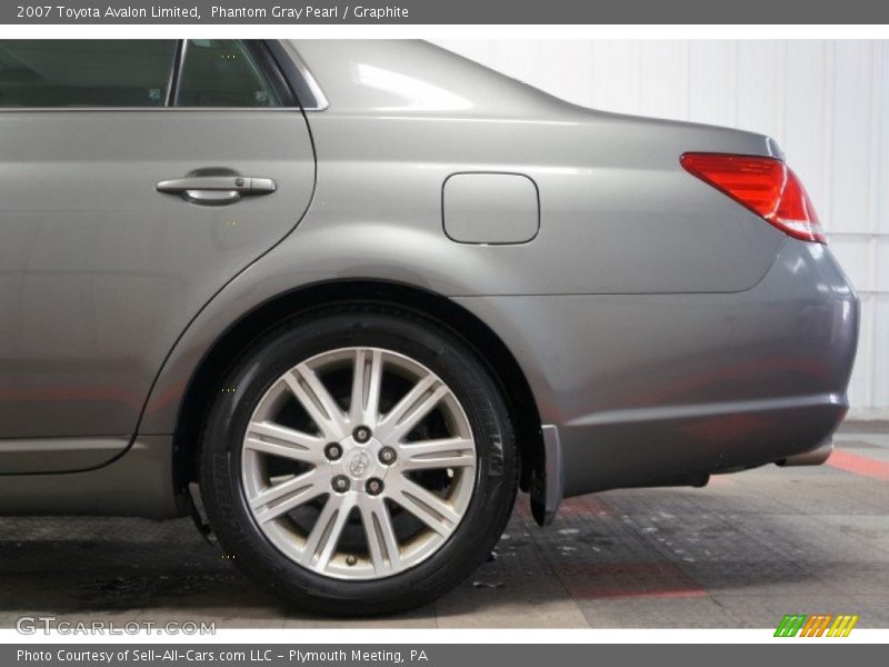 Phantom Gray Pearl / Graphite 2007 Toyota Avalon Limited