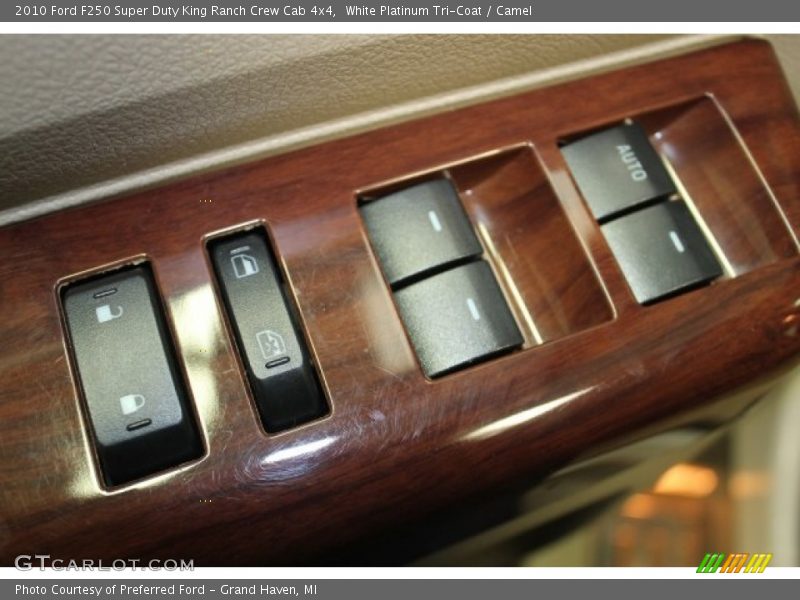 White Platinum Tri-Coat / Camel 2010 Ford F250 Super Duty King Ranch Crew Cab 4x4
