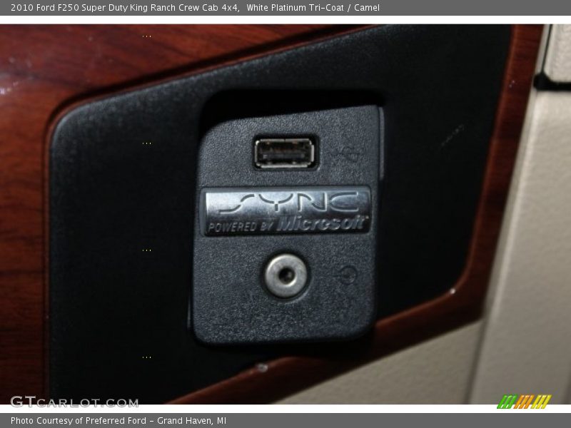 White Platinum Tri-Coat / Camel 2010 Ford F250 Super Duty King Ranch Crew Cab 4x4