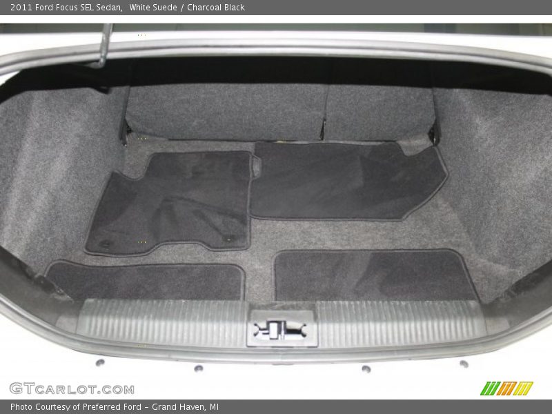 White Suede / Charcoal Black 2011 Ford Focus SEL Sedan