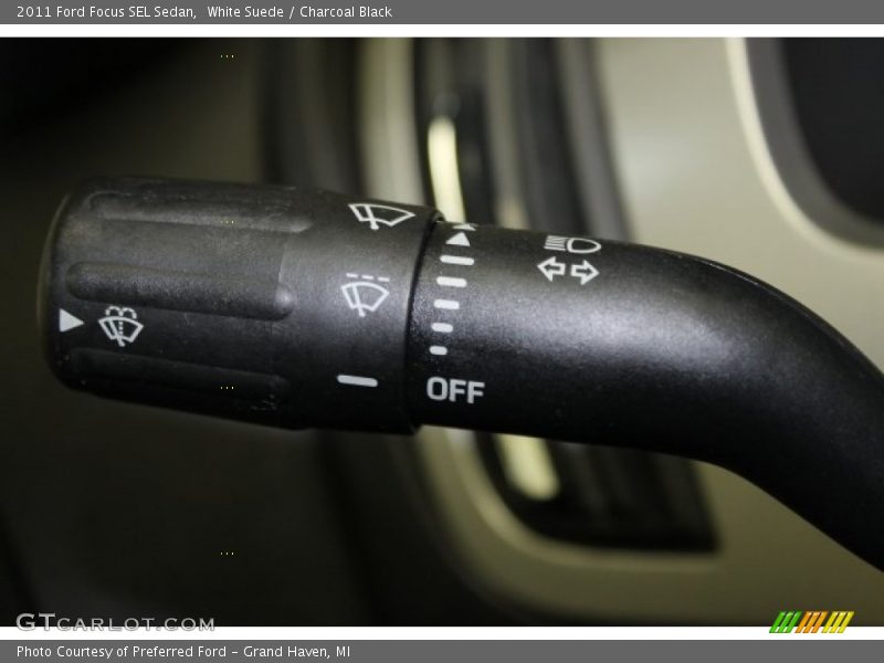 White Suede / Charcoal Black 2011 Ford Focus SEL Sedan